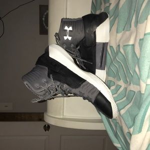 Under-armor basketball shoes